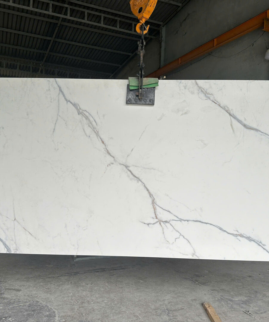 Đá Nung Kết Calacatta Royale