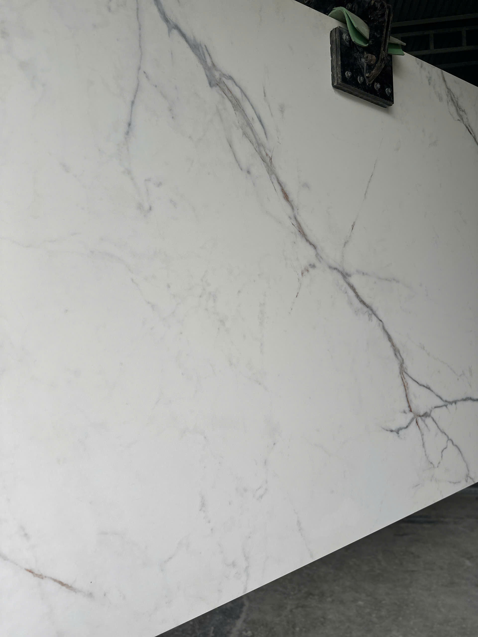 Đá Nung Kết Calacatta Royale